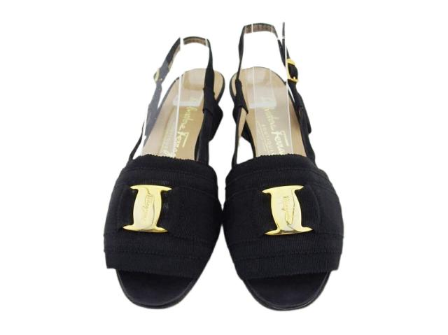 Salvatore Ferragamo ブラック サンダル Ferragamo ブラック サボ