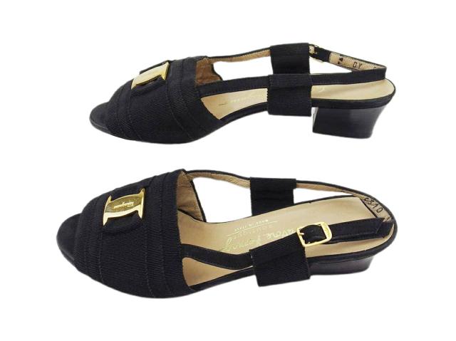 サルヴァトーレフェラガモ Salvatore Ferragamo サンダル ヴァラ ♯6C