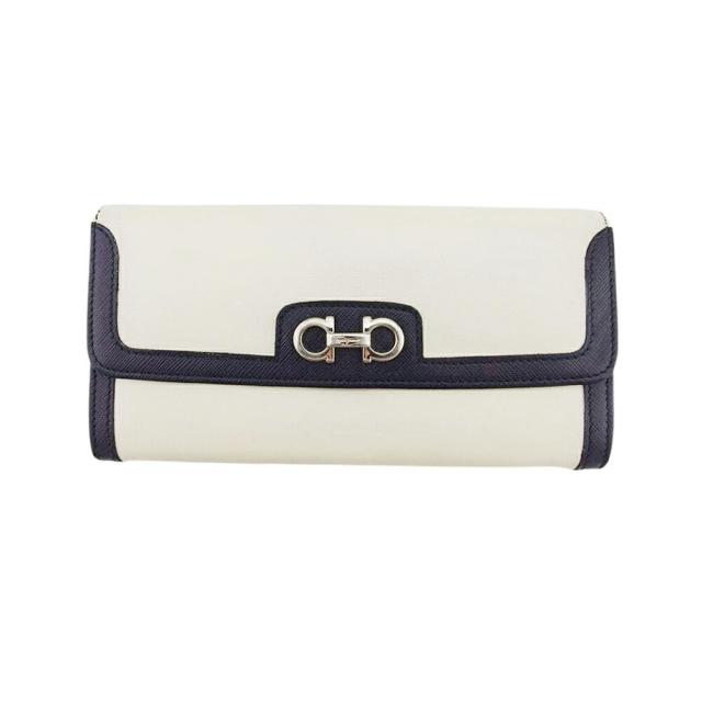 【X'masセール★30%OFF】サルヴァトーレフェラガモ Salvatore Ferragamo 長財布ガンチーニ ホワイト 白 ブラック シルバー レディース 中古