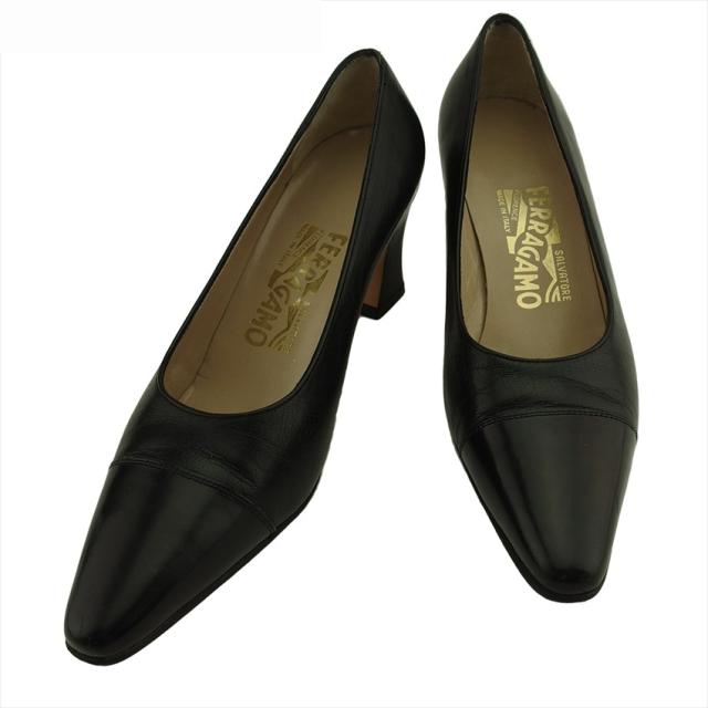 【X'masセール★30%OFF】サルヴァトーレフェラガモ Salvatore Ferragamo パンプスポインテッドトゥ ♯5ハーフC スクエアヒール ブラック レディース 中古