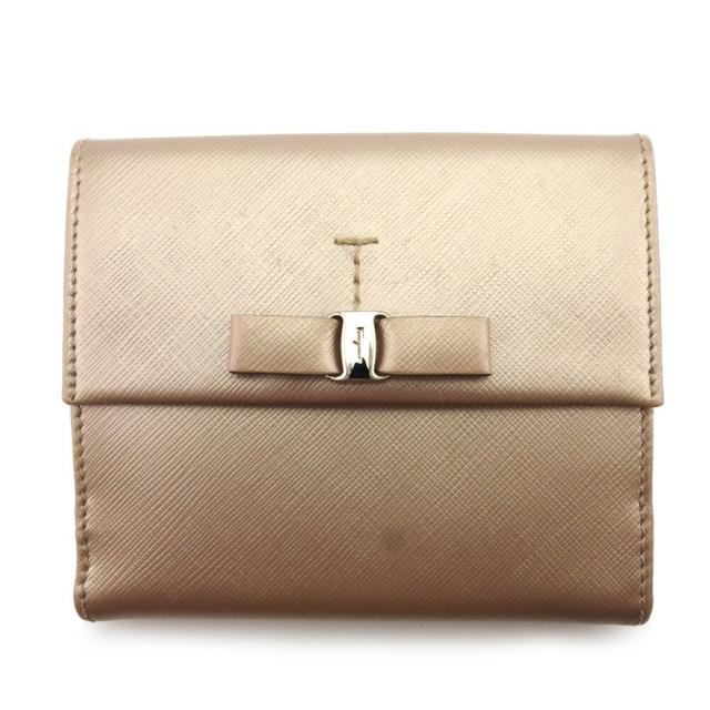 【X'masセール★30%OFF】サルヴァトーレフェラガモ Salvatore Ferragamo 二つ折り財布ヴァラリボン ゴールド シルバー レディース 中古
