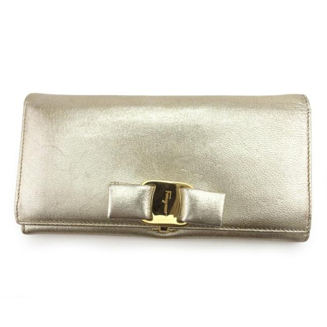 【BIGお買い物ラリー★30%OFFセール中】サルヴァトーレフェラガモ Salvatore Ferragamo 長財布ヴァラリボン ゴールド レディース 中古