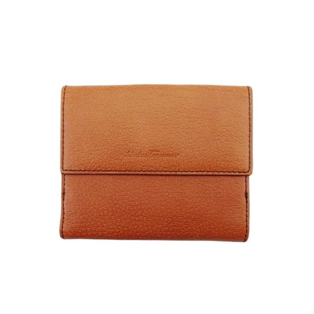 【BIGお買い物ラリー★30%OFFセール中】サルヴァトーレフェラガモ Salvatore Ferragamo 二つ折り財布 キャメル レディース 中古