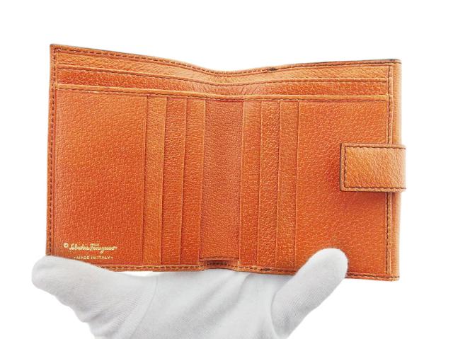 サルヴァトーレフェラガモ Salvatore Ferragamo 二つ折り財布 キャメル レディース 中古_4