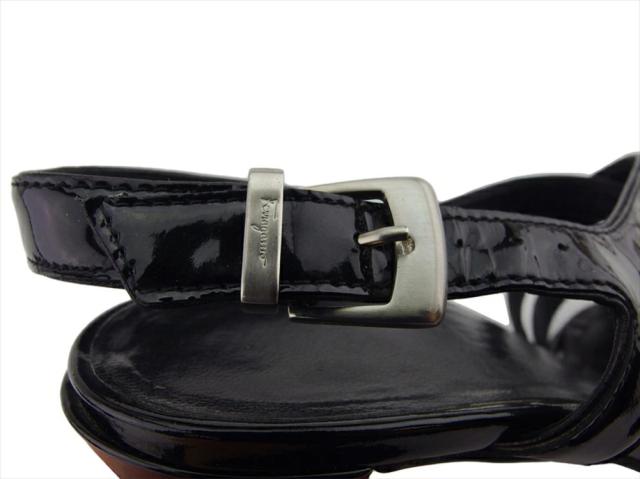 サルヴァトーレフェラガモ Salvatore Ferragamo サンダル クロス