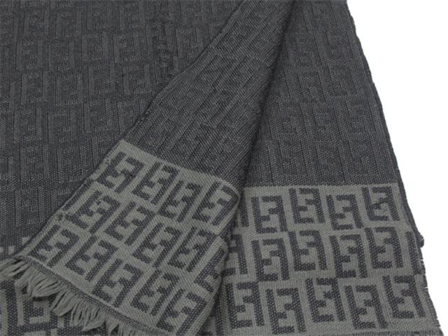 フェンディ FENDI マフラーズッカ ブラック グレー 灰色 レディース 中古