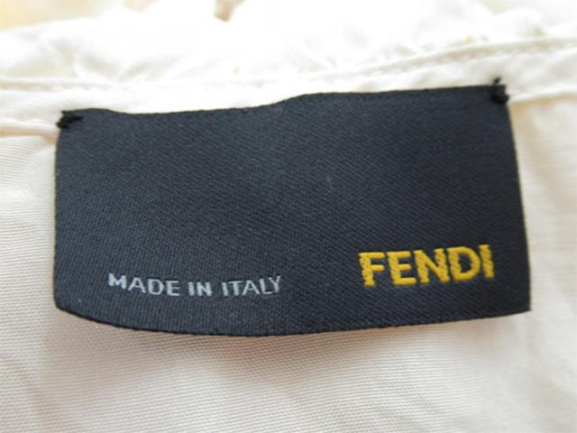 フェンディ FENDI ブラウスフリル ♯40サイズ ベージュ レディース 中古