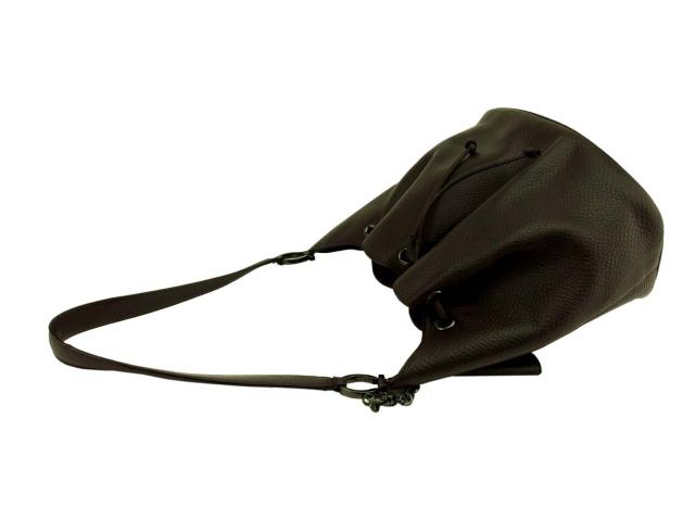 サルヴァトーレフェラガモ Salvatore Ferragamo ショルダーバッグ