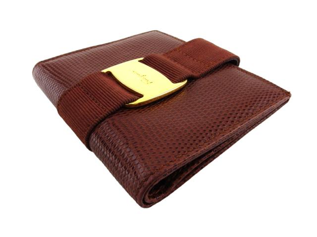 サルヴァトーレフェラガモ Salvatore Ferragamo 二つ折り財布ヴァラ リザード調 ブラウン ゴールド レディース 中古_3