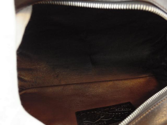【30％OFF★土日ひと休み大売り出し】サルヴァトーレフェラガモ Salvatore Ferragamo クラッチバッグサイドロゴ 赤銅色 しろがね色 レディース 中古