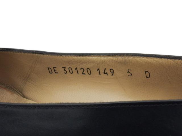 【月末SALE★30%OFF】サルヴァトーレフェラガモ Salvatore Ferragamo パンプスガンチーニ ♯5D スクエアトゥ ネイビー ゴールド レディース 中古
