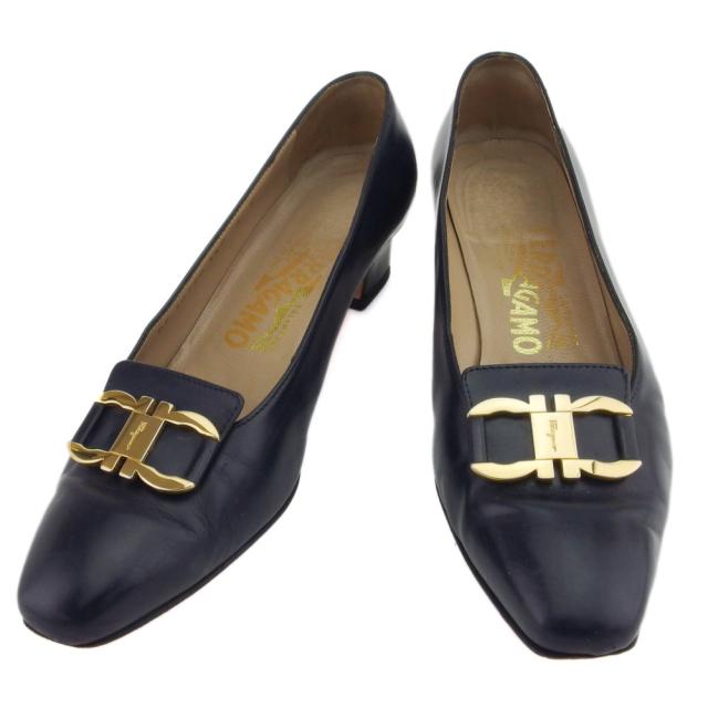 【BIGお買い物ラリー★30%OFFセール中】サルヴァトーレフェラガモ Salvatore Ferragamo パンプスガンチーニ ♯5D スクエアトゥ ネイビー ゴールド レディース 中古