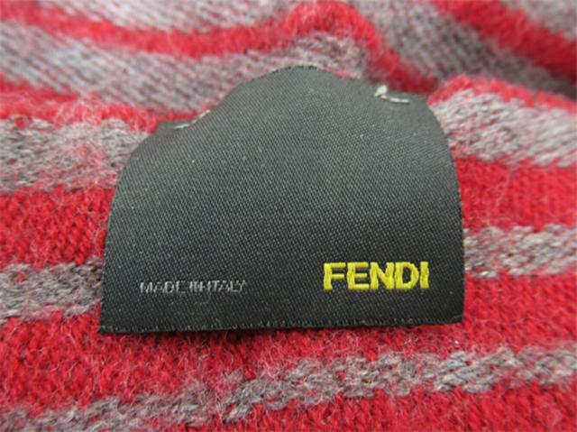 30％OFF☆週末タイムセール】フェンディ FENDI マフラーストライプ FF