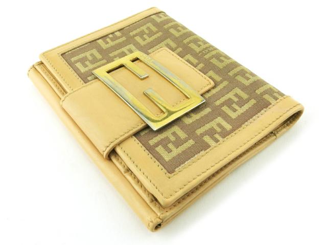 BIGお買い物ラリー☆20％OFFセール中】フェンディ FENDI 二つ折り財布