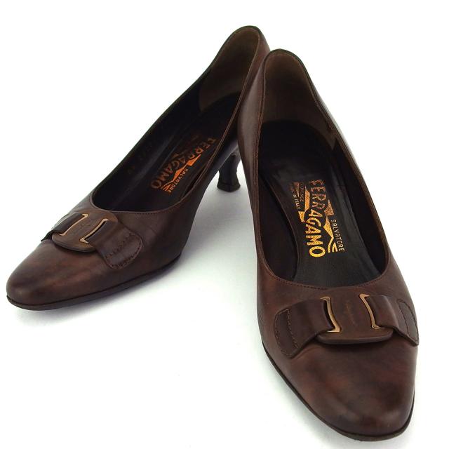 【BIGお買い物ラリー★30%OFFセール中】サルヴァトーレフェラガモ Salvatore Ferragamo パンプスヴァラ ♯6ハーフC ラウンドトゥ ブラウン ゴールド系 レディース 中古