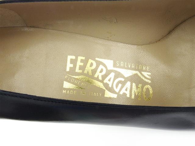 【30％OFF★週末タイムSALE】サルヴァトーレフェラガモ Salvatore Ferragamo パンプスリボン ♯6ハーフD スクエアトゥ ネイビー ゴールド レディース 中古_9