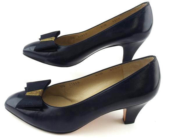 【30％OFF★週末タイムSALE】サルヴァトーレフェラガモ Salvatore Ferragamo パンプスリボン ♯6ハーフD スクエアトゥ ネイビー ゴールド レディース 中古_4