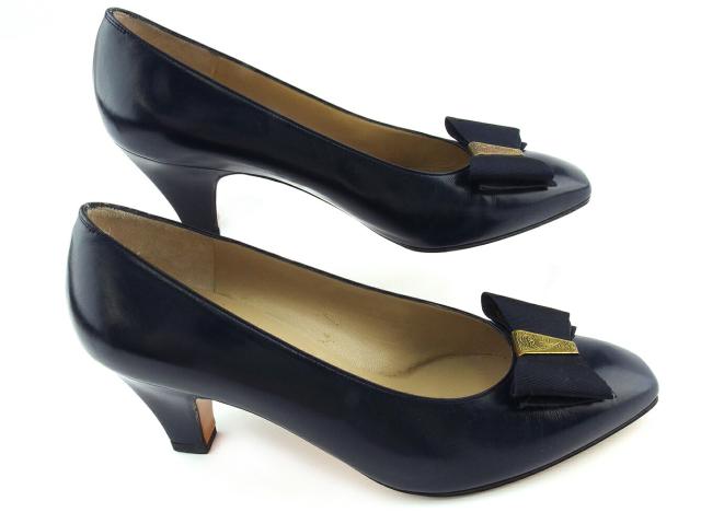 【30％OFF★週末タイムSALE】サルヴァトーレフェラガモ Salvatore Ferragamo パンプスリボン ♯6ハーフD スクエアトゥ ネイビー ゴールド レディース 中古_5