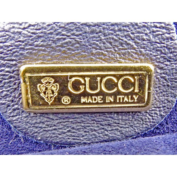 【30％OFF★土日ひと休み大売り出し】グッチ GUCCI クラッチバッグパンチングロゴ 年寄りのグッチ 米国海軍 ゴールド レディース 中古
