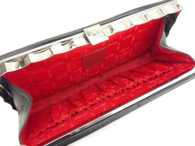 【30％OFF★土日ひと休み大売り出し】クリスチャンルブタン Christian Louboutin クラッチバッグプリーツ 黒いこと しろがね色 レディース 中古