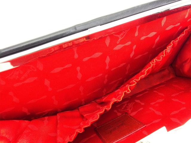 【30％OFF★土日ひと休み大売り出し】クリスチャンルブタン Christian Louboutin クラッチバッグプリーツ 黒いこと しろがね色 レディース 中古