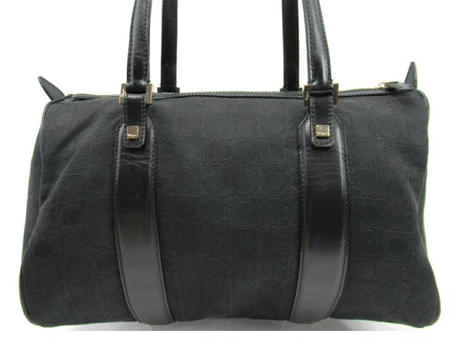 【30％OFF★週末タイムセール】サルヴァトーレフェラガモ Salvatore Ferragamo ショルダーバッグガンチーニ ブラック レディース 中古_1