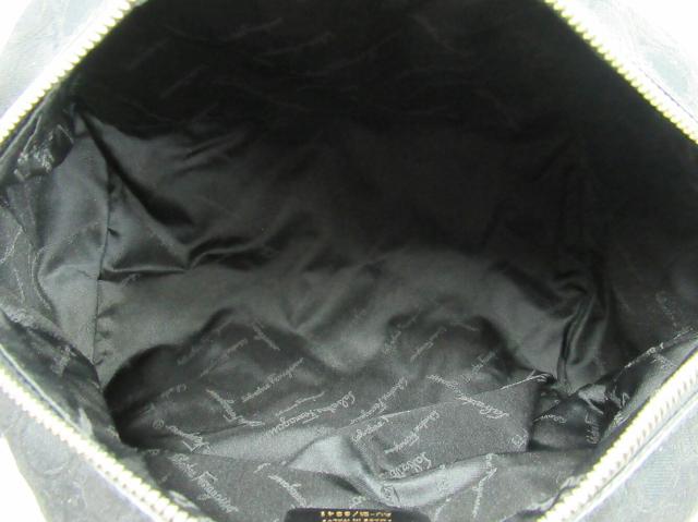 【30％OFF★週末タイムセール】サルヴァトーレフェラガモ Salvatore Ferragamo ショルダーバッグガンチーニ ブラック レディース 中古_6