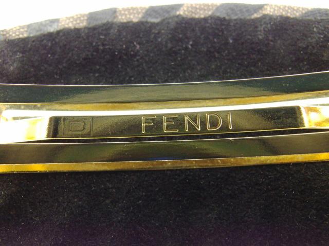 【週末セール★30％OFF】フェンディ FENDI バレッタペカン 斜めストライプ ブラック ブラウン ゴールド レディース 中古_1