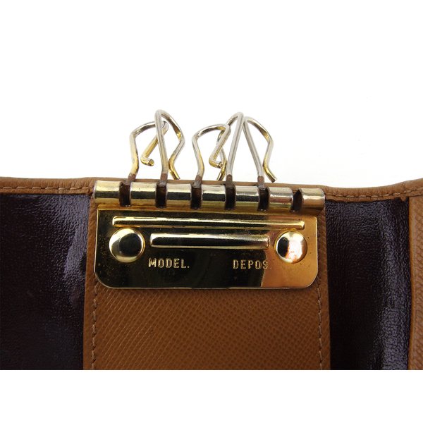 サルヴァトーレフェラガモ Salvatore Ferragamo キーケースガンチーニ ライトブラウン ゴールド レディース 中古_6