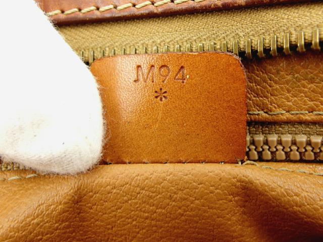 【30％OFF★土日ひと休み大売り出し】セリーヌ CELINE クラッチバッグマカダム 赤銅色 ベージュ レディース 中古
