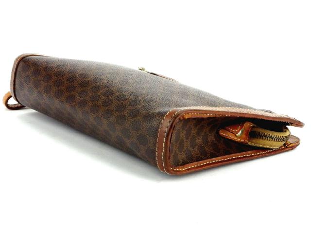 【30％OFF★土日ひと休み大売り出し】セリーヌ CELINE クラッチバッグマカダム 赤銅色 ベージュ レディース 中古