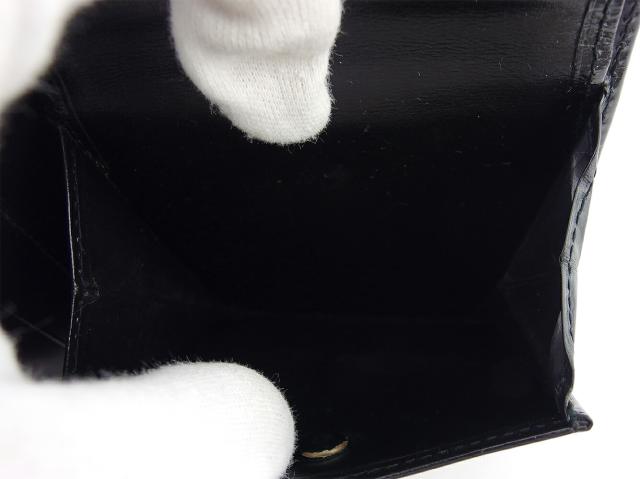 【30％OFF★土日ひと休み大売り出し】カルティエ CARTIER 二つ折り紙入れパシャ 黒いこと ゴールド レディース 中古