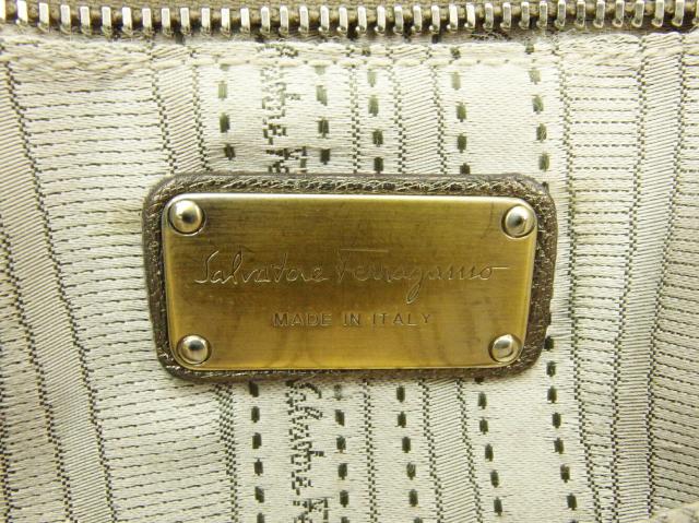 サルヴァトーレフェラガモ Salvatore Ferragamo ショルダーバッグガンチーニ ゴールド ブラウン系 レディース 中古_10