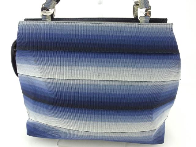 サルヴァトーレフェラガモ Salvatore Ferragamo ショルダーバッググラデーション ティアード ヴァラチェーン ブルー ネイビー シルバー系 レディース 中古_1
