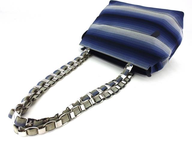 サルヴァトーレフェラガモ Salvatore Ferragamo ショルダーバッググラデーション ティアード ヴァラチェーン ブルー ネイビー シルバー系 レディース 中古_2
