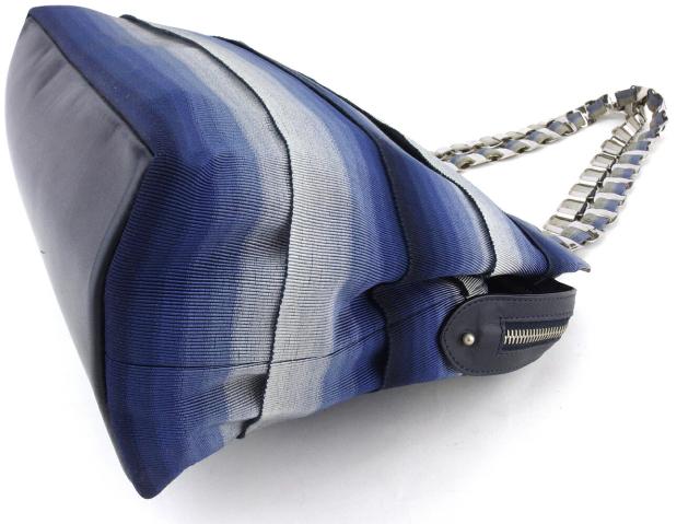 サルヴァトーレフェラガモ Salvatore Ferragamo ショルダーバッググラデーション ティアード ヴァラチェーン ブルー ネイビー シルバー系 レディース 中古_4