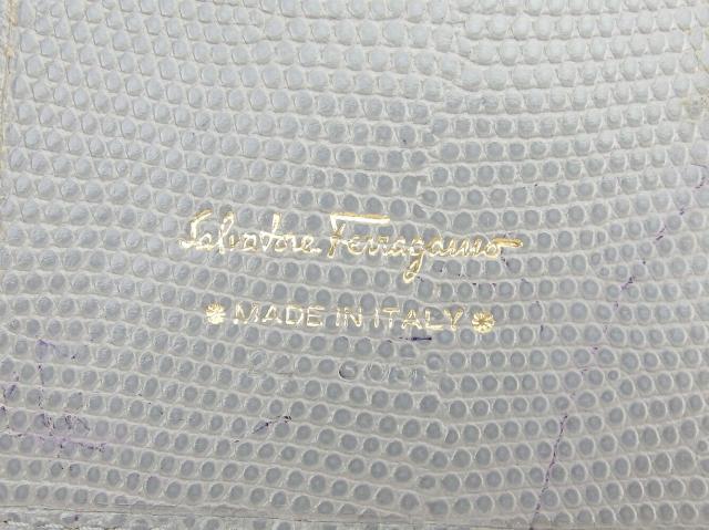 サルヴァトーレフェラガモ Salvatore Ferragamo 長財布ヴァラ金具 グレー 灰色 レディース 中古_10