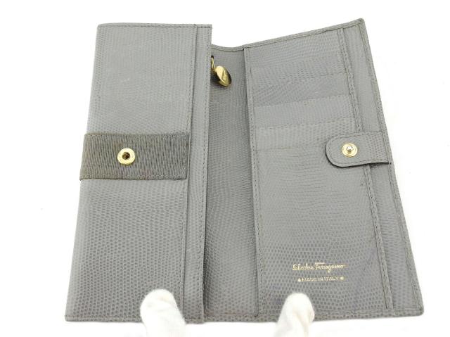サルヴァトーレフェラガモ Salvatore Ferragamo 長財布ヴァラ金具 グレー 灰色 レディース 中古_4