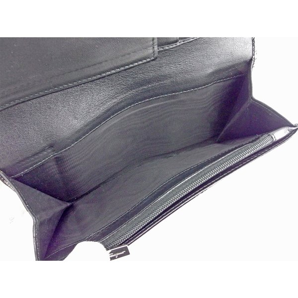【週末タイムSALE★30%OFF】サルヴァトーレフェラガモ Salvatore Ferragamo 長財布ヴァラリボン ブラック シルバー レディース 中古