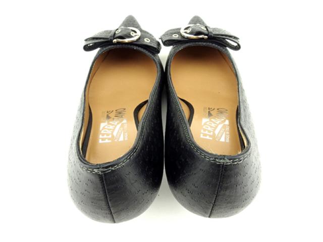 【30％OFF★週末タイムセール】サルヴァトーレフェラガモ Salvatore Ferragamo パンプスリボンモチーフ #5 ブラック レディース 中古_2