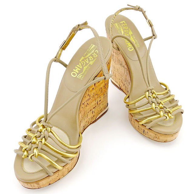 【BIGお買い物ラリー★30%OFFセール中】サルヴァトーレフェラガモ Salvatore Ferragamo サンダル ベージュ×ゴールド レディース 中古