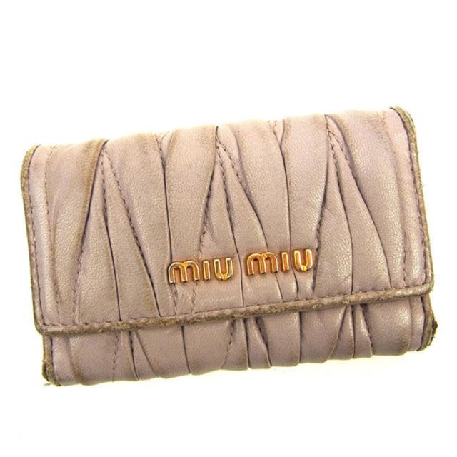 【BIGお買い物ラリー★30%OFFセール中】ミュウミュウ MIUMIU キーケースマテラッセ パープル系 レディース 中古