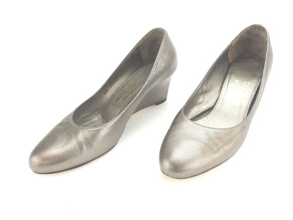 サルヴァトーレフェラガモ Salvatore Ferragamo パンプスラウンドトゥ