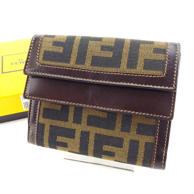 【X'masセール★30%OFF】フェンディ FENDI 三つ折り財布ズッカ Wフラップ カーキ×ブラック×ブラウン レディース 中古