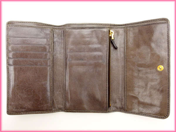 ミュウミュウ MIUMIU 三つ折り財布マテラッセ グレー レディース 中古_4