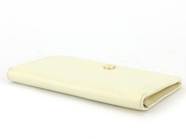 シャネル CHANEL 長財布ココボタン ベージュ レディース 中古