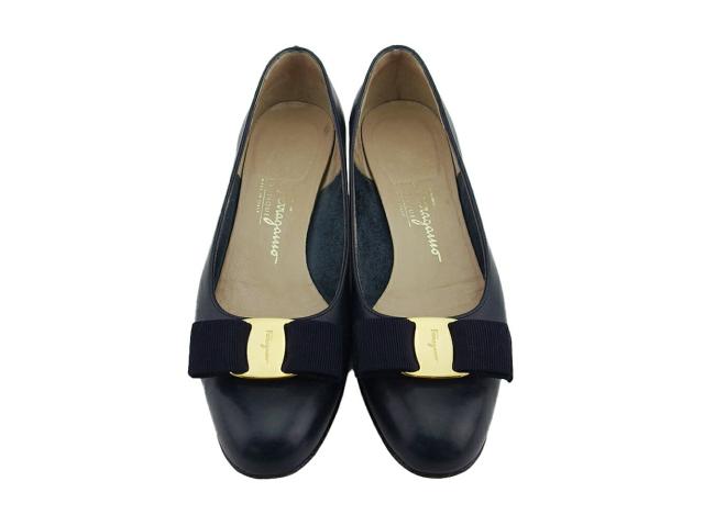 サルヴァトーレフェラガモ Salvatore Ferragamo パンプスヴァラリボン ♯5ハーフC ラウンドトゥ ネイビー ブラック ゴールド レディース 中古_1