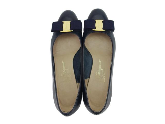 Salvatore Ferragamo リボンパンプス ネイビー 7Cサイズ 未使用級