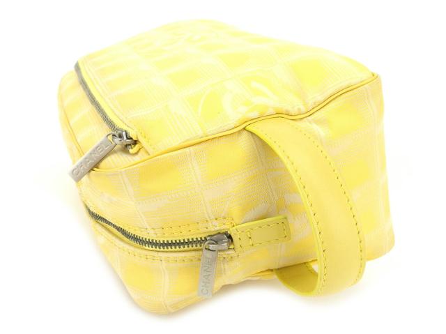 【30％OFF★土日ひと休み大売り出し】シャネル CHANEL クラッチバッグニュートラベルライン 黄色 レディース 中古