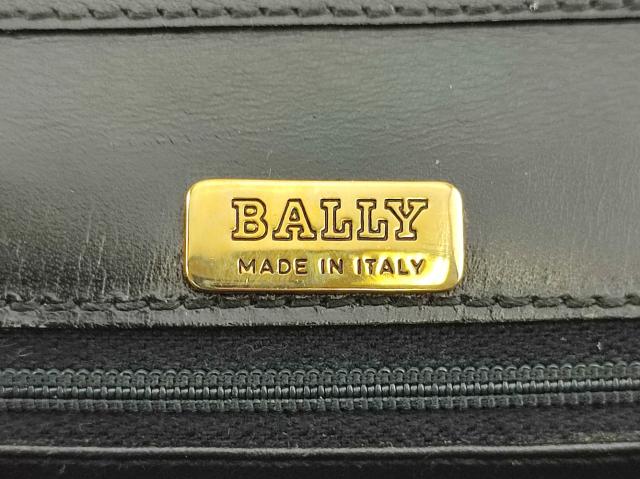 【GWタイムセール】バリー BALLY クラッチバッグロゴプレート ブラック ゴールド レザー 中古_8